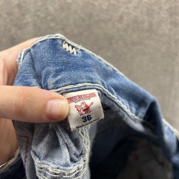 True Religion Jeans Mens 36 Light Wash Section Straight Flap Embroidered - Picture 7 of 12